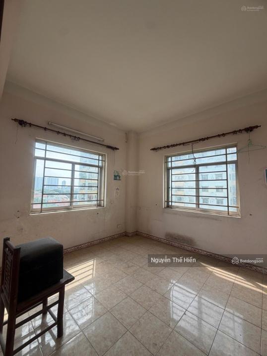 Siêu siêu hiếm  bán căn nơ 5 linh đàm  dt 75m2  2n  giá 4,0x tỷ (giá thương lượng).