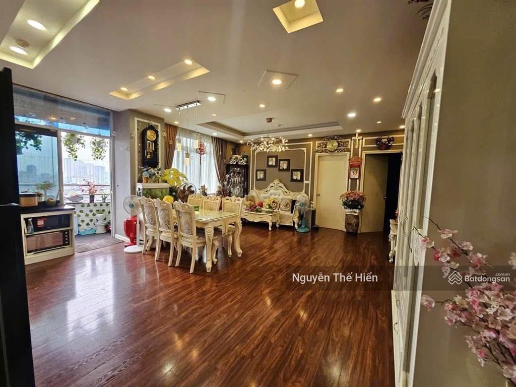 Siêu phẩmbán căn hộ licogi 12 đại từdt 103m23n 2vs(view hồ)giá 6.7x tỷ(giá thương lượng).