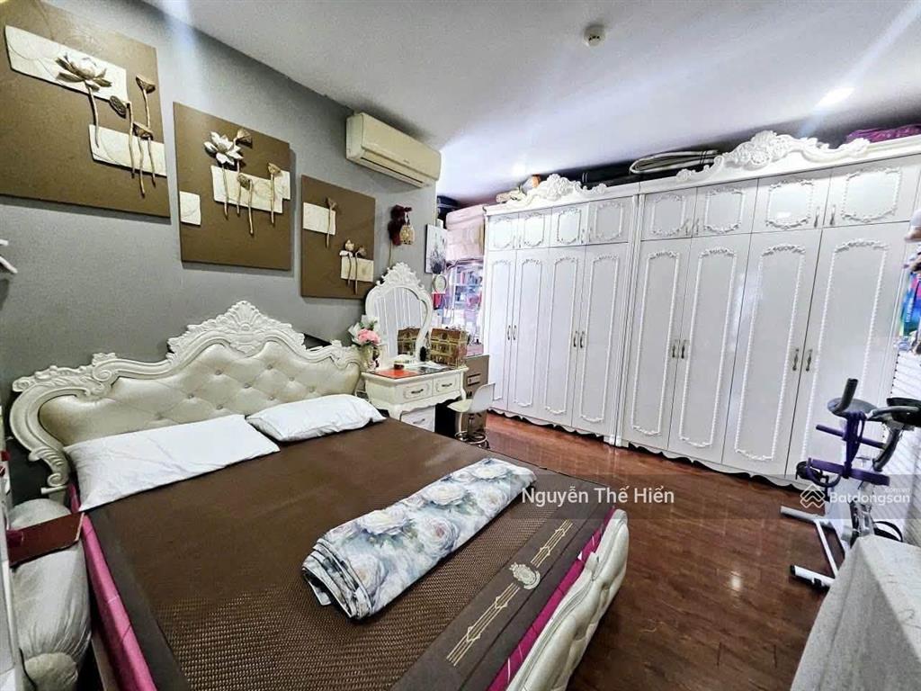Siêu phẩmbán căn hộ licogi 12 đại từdt 103m23n 2vs(view hồ)giá 6.7x tỷ(giá thương lượng).