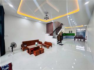 Cho thuê nhà nguyên căn 3 tầng kđt mỹ gia nha trang