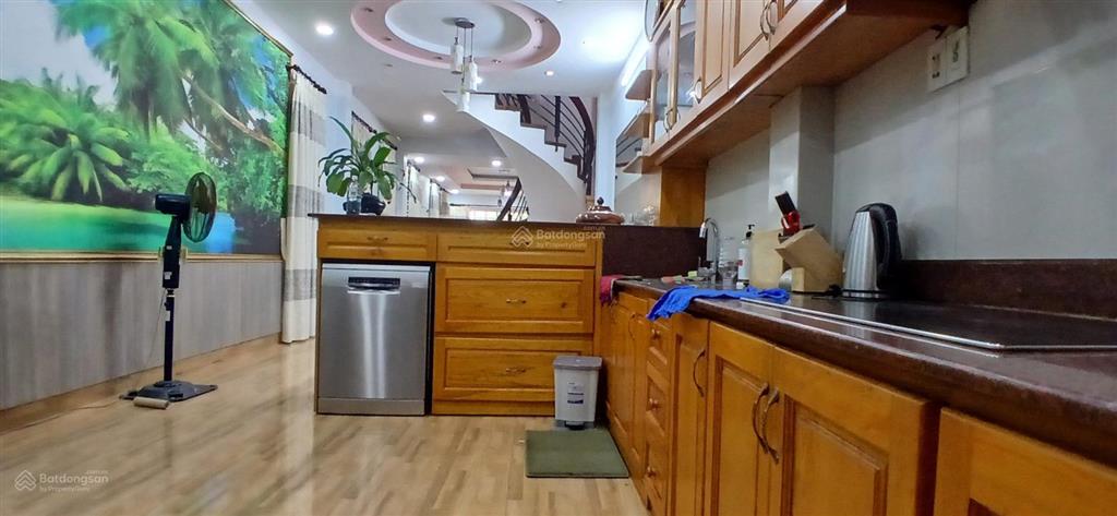 Bán nhà hẻm oto nguyễn thiện thuật cách biển nha trang 400m