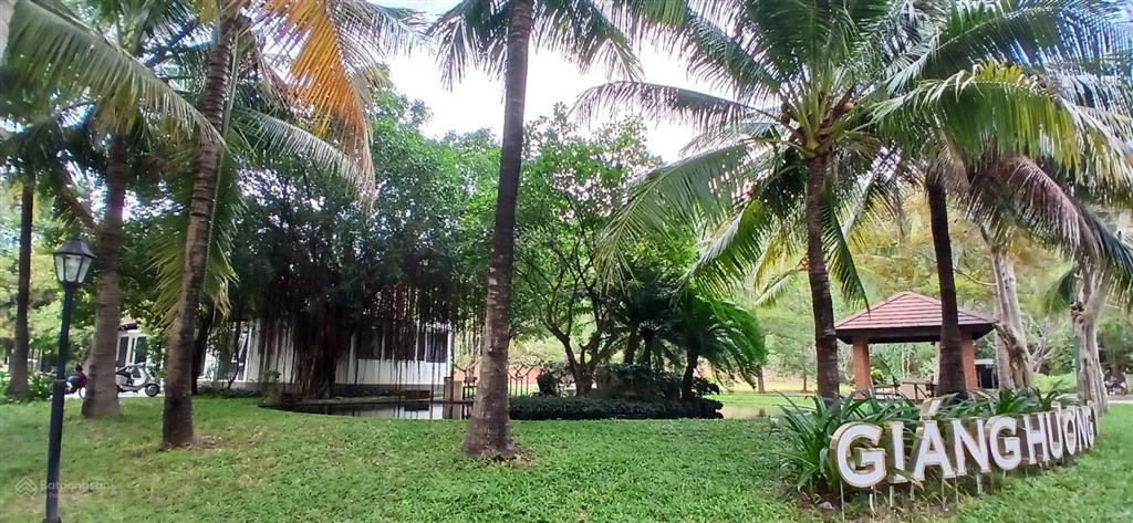 Cần bán 275m2 đất giáng hương villa chỉ 24tr/m nhiều cây xanh an ninh yên tĩnh nha trang