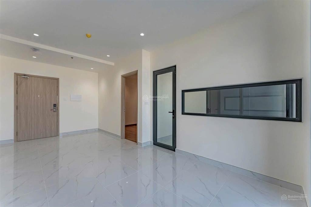 Cho thuê căn 2pn2wc mặt tiền bến bình đông q8