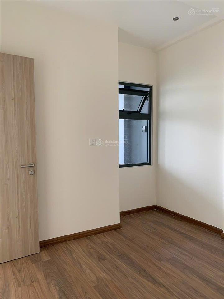Cho thuê căn 2pn2wc mặt tiền bến bình đông q8