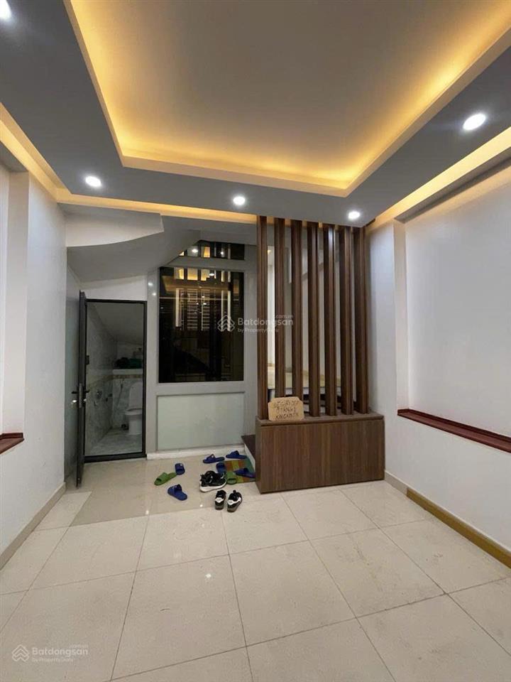 Bán nhà nguyễn đình chiểu 42 x 6 tầng, mt 3.8m, giá 14 tỷ, cách phố chỉ 10m  thang máy  9 phòng