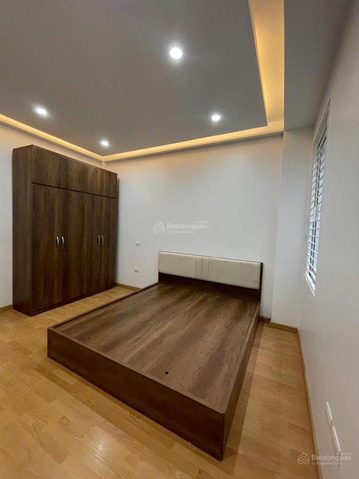 Bán nhà nguyễn đình chiểu 42 x 6 tầng, mt 3.8m, giá 14 tỷ, cách phố chỉ 10m  thang máy  9 phòng