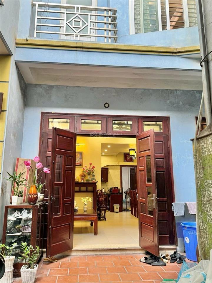 Bán nhà kim mã, ba đình, 101m2, 5 tầng, mặt tiền 3.7m, giá 20 tỷ ccmn dòng tiền