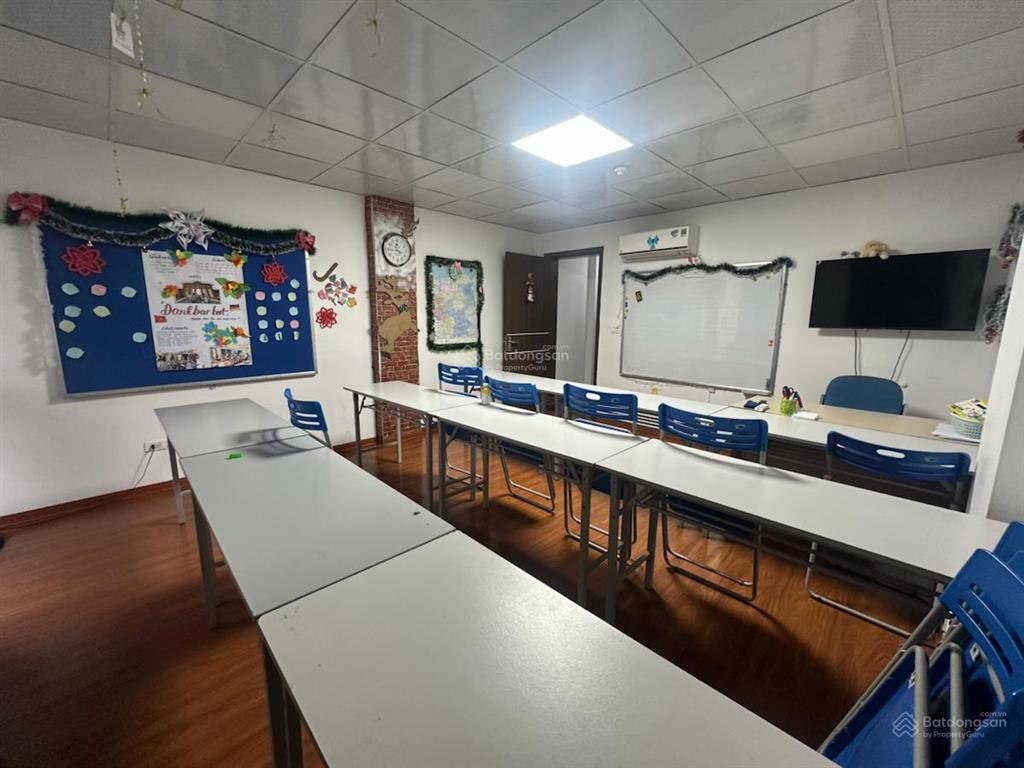 Bán nhà hoàng hoa thám, 61m², 6 tầng, mặt tiền 4,5m, thang máy, vỉa hè, ô tô tránh, giá 23 tỷ