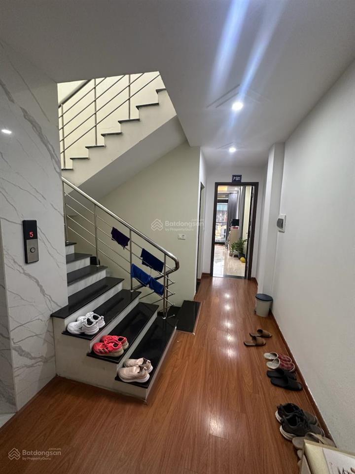 Bán nhà hoàng hoa thám, 61m², 6 tầng, mặt tiền 4,5m, thang máy, vỉa hè, ô tô tránh, giá 23 tỷ