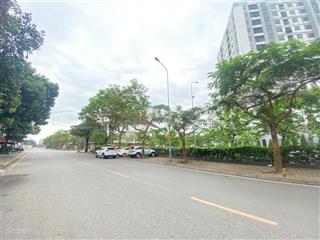 Cho thuê nhà nguyên căn mặt phố giang biên, long biên, dt 100m2, kinh doanh, văn phòng