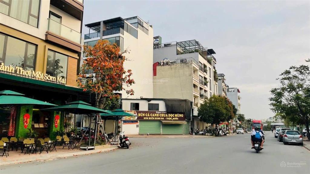 Đất tđc ngọc thụy, long biên, hiếm giữa trung tâm, bao quanh công viên, hồ điều hòa