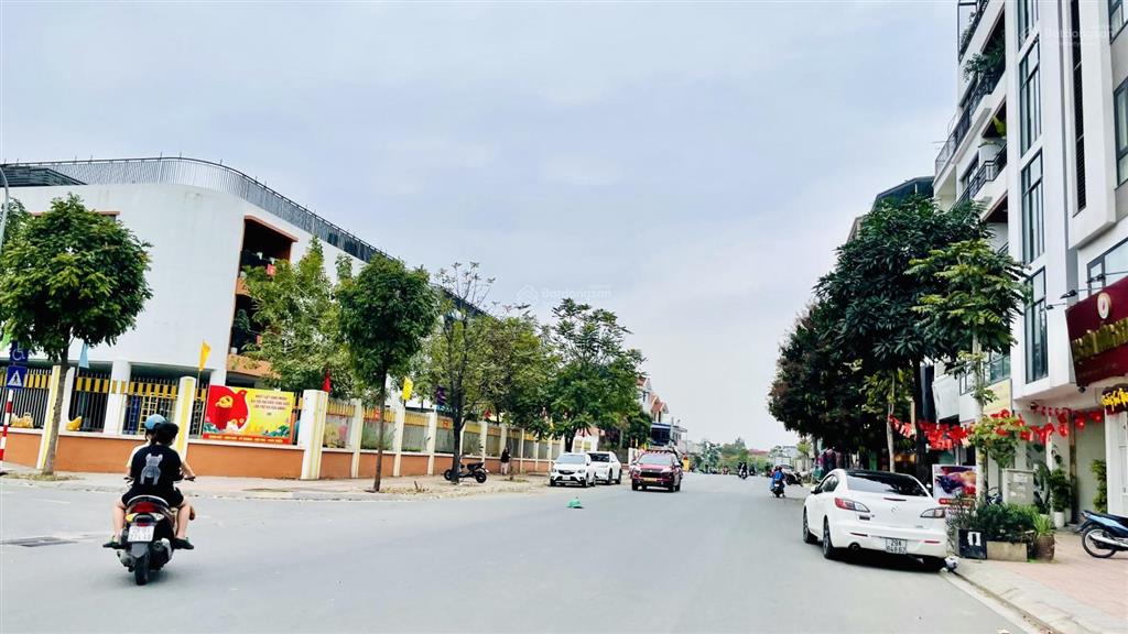 Đất tđc ngọc thụy  50m mt 5m  giá bán 15 tỷ  khu vực đáng sống nhất long biên