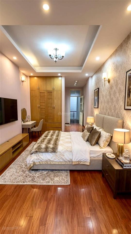 Nhà vip lâm hạ, vỉa hè, ô tô tránh, kinh doanh, dòng tiền, ở sướng