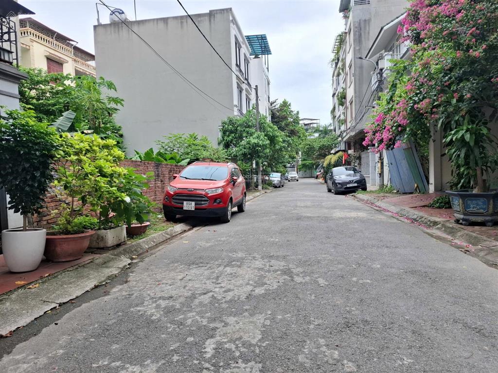 Bán mảnh đất lâm hạ, dt 88m2, mt 6m, vỉa hè, ô tô tránh, xây ở sướng