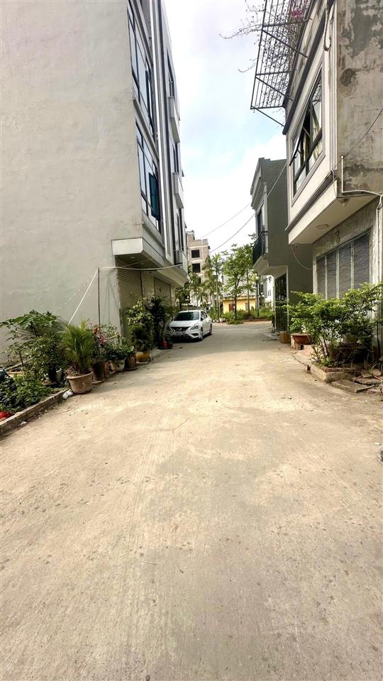 Đất tđc ngọc thụy, giá đầu tư, dt 50m2, gần công viên, hồ điều hòa, ở sướng
