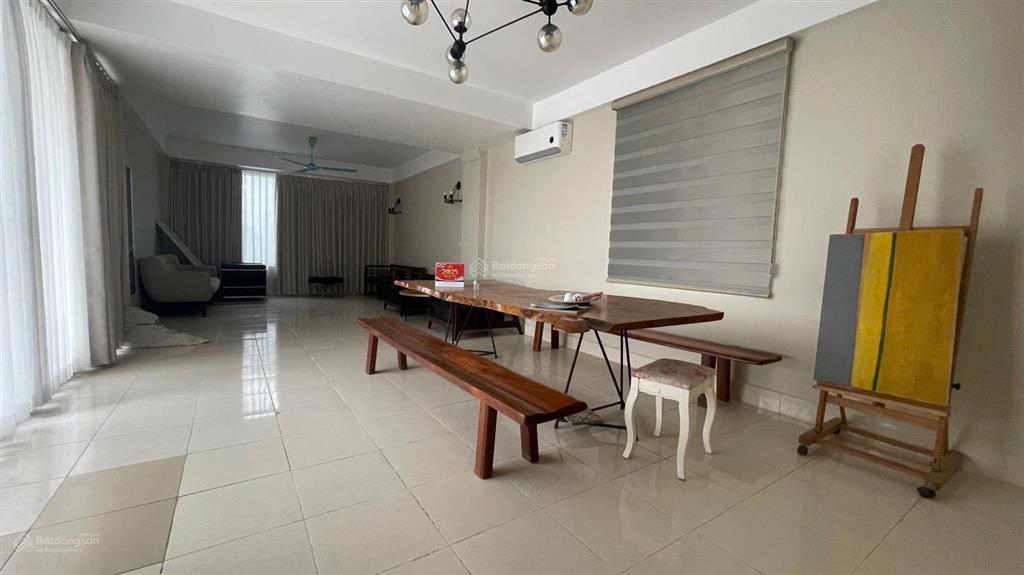 Cho thuê biệt thự sân vườn ngọc thụy, view sông thoáng, văn phòng, công ty, ở sướng