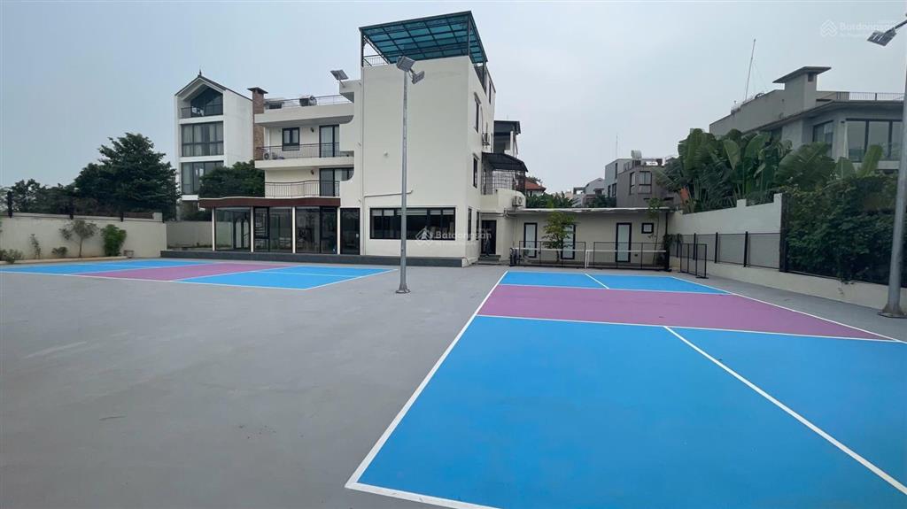 Cho thuê biệt thự sân vườn ngọc thụy, view sông thoáng, văn phòng, công ty, ở sướng