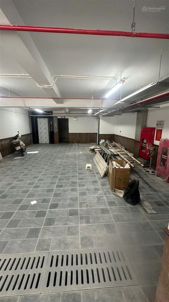 Cho thuê mặt bằng văn phòng, 120m2 cổ linh, kinh doanh, chỉ 20tr/tháng