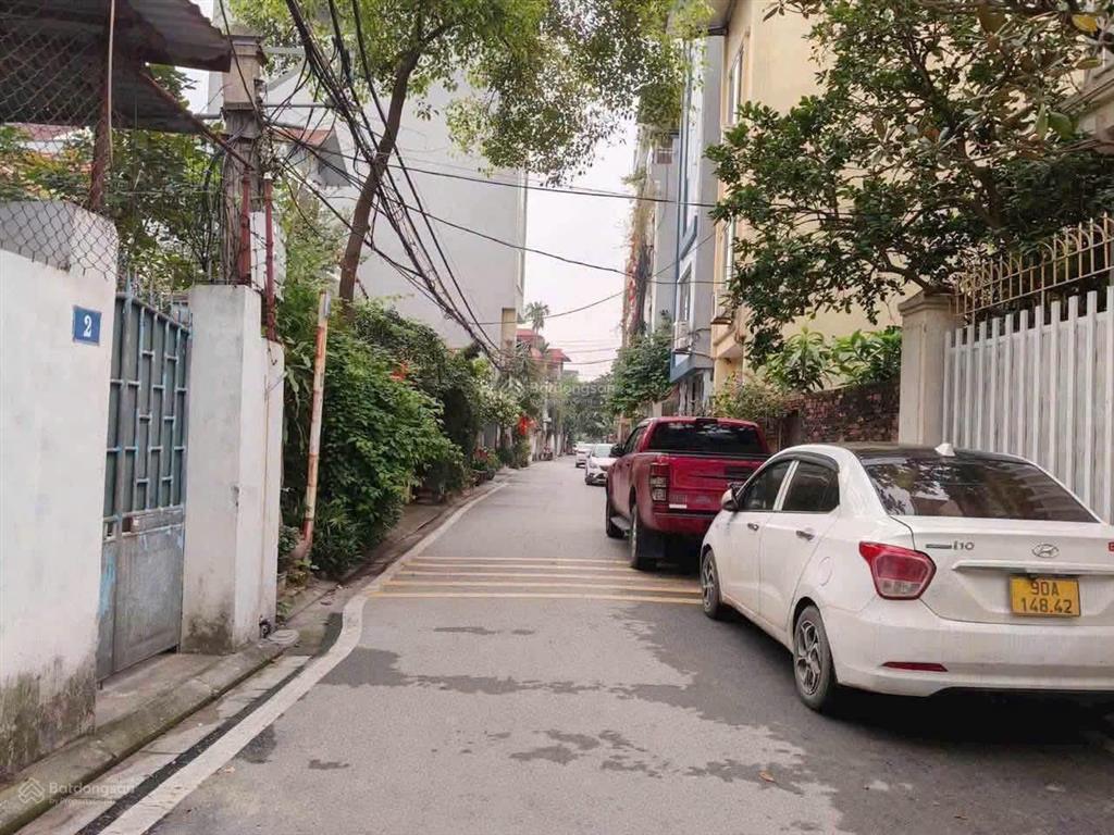 Cho thuê nhà nguyên ngọc thụy, ô tô, lô góc, dt 65m2, vừa ở vừa làm vp, spa