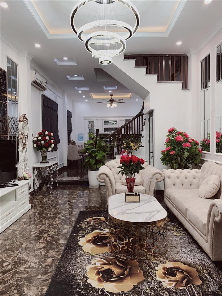 Nhà đẹp, hẻm ô tô thông  khu vip bảy hiền  5 tầng, dt 5.6x16  chỉ hơn 9 tỷ
