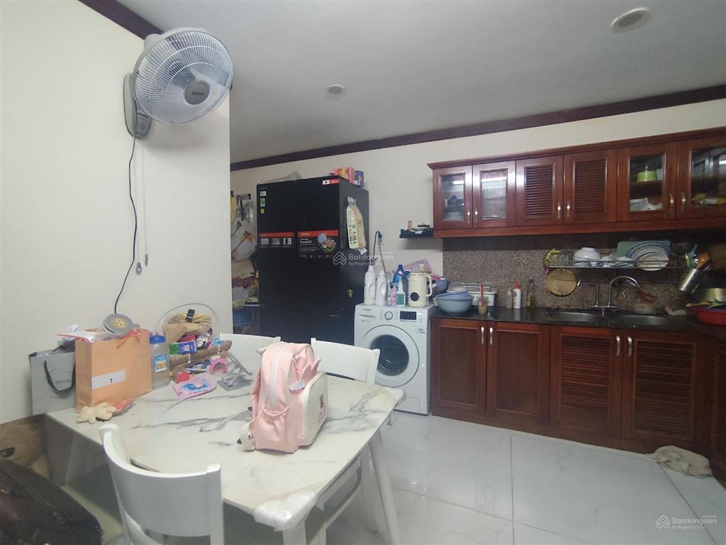 Căn hộ cao cấp shr 96m2 có hồ bơi, thang máy ở tầng 2 đường trần xuân soạn quận 7 cách q1 chỉ 3km