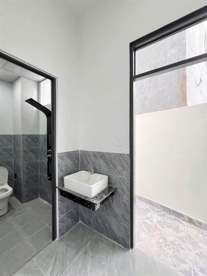 BÁN NHÀ GIÁP BIÊN HOÀ, KẾT NỐI TÂN UYÊN DỄ DANG, HL15 CHỈ 200