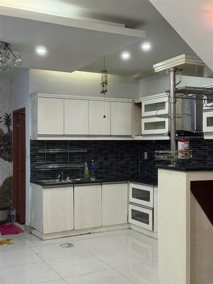 Bán nhà quang trung hẻm 638 phường 11 quận gò vấp dt 4,5 x 16m + 1 trệt 4 lầu nhà đẹp sổ hồng