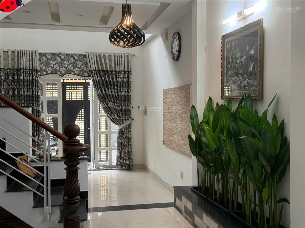 Bán nhà quang trung hẻm 638 phường 11 quận gò vấp dt 4,5 x 16m + 1 trệt 4 lầu nhà đẹp sổ hồng