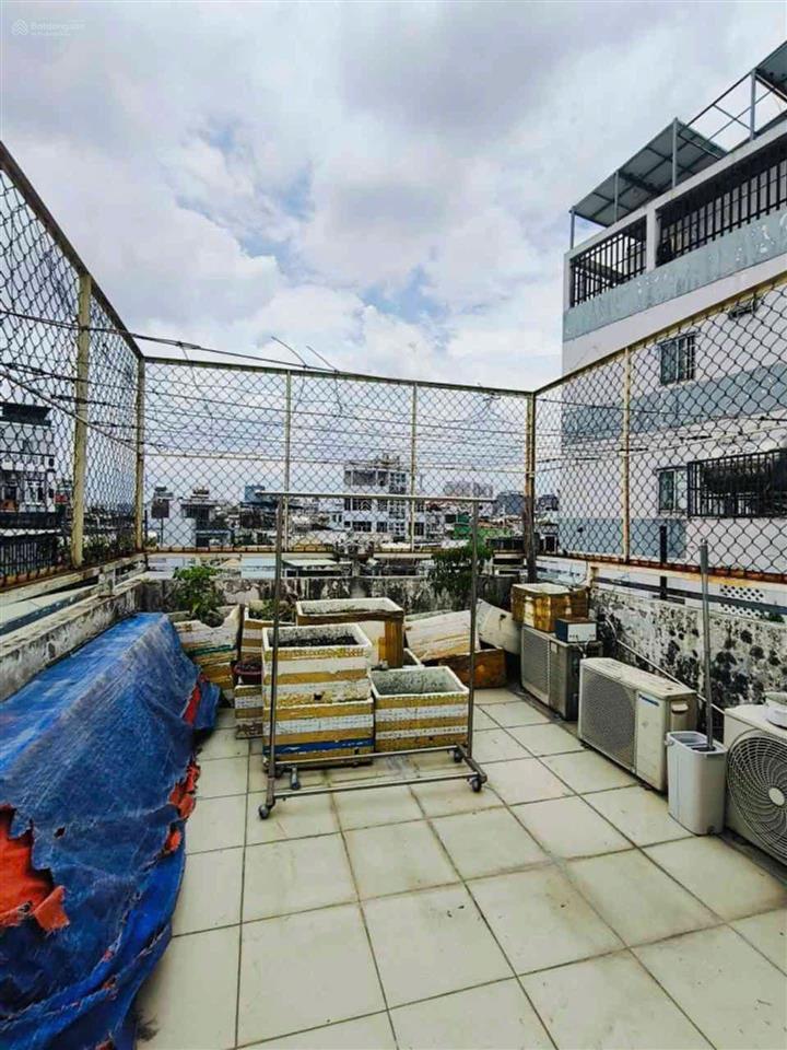 Chính chủ gởi bán căn mặt tiền hẻm xe hơi rộng 6m khu sầm uất đg ng thị tần p2q8 đúc 5 tấm 6pn 4wc