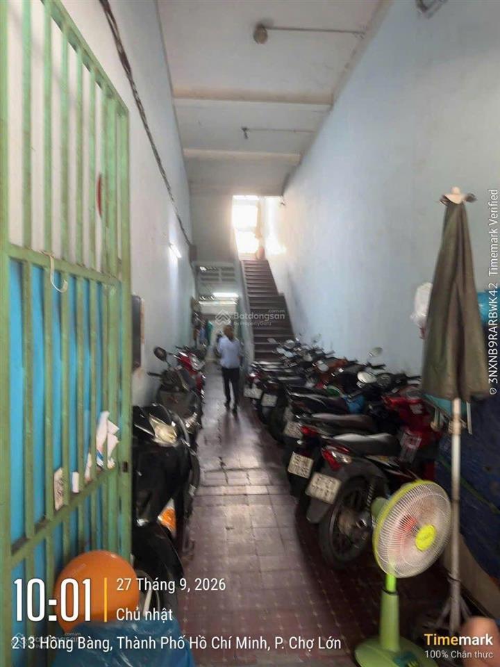 Chính chủ gởi bán căn hộ chung cư mặt tiền hùng vương p11 q5, dt 60m2, 2 pn, 1 wc