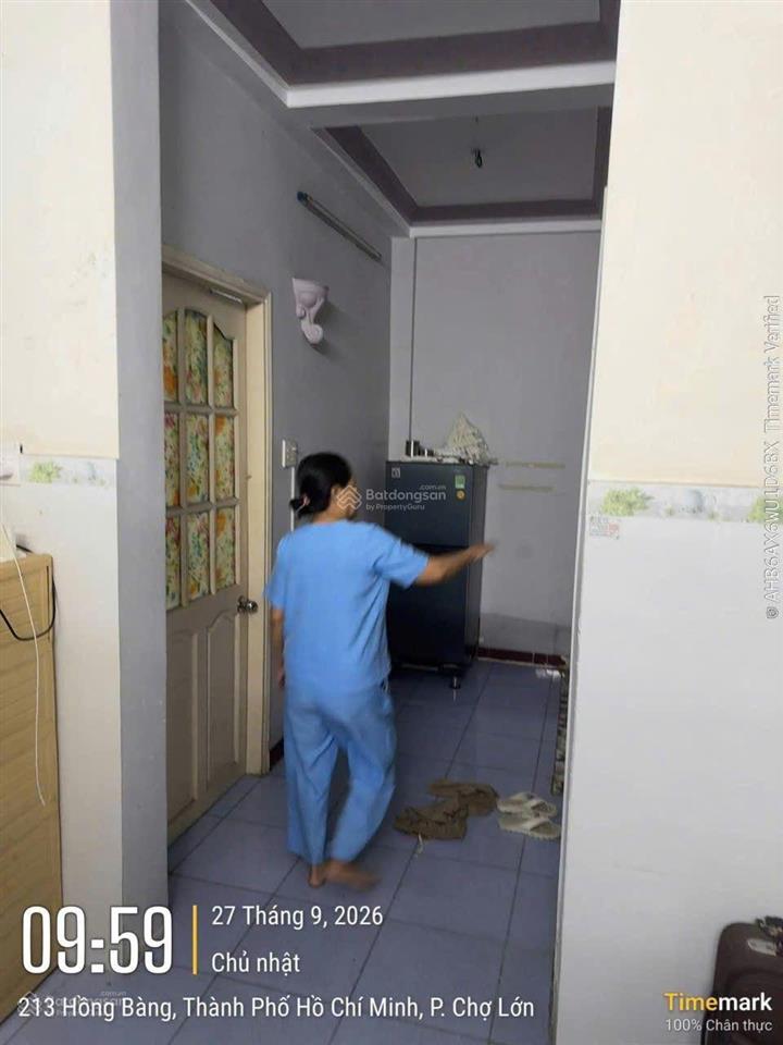 Chính chủ gởi bán căn hộ chung cư mặt tiền hùng vương p11 q5, dt 60m2, 2 pn, 1 wc