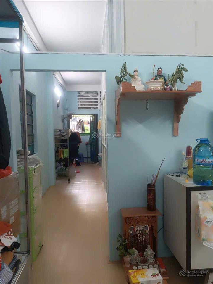 Chính chủ gửi bán căn hộ lầu 2 thang bộ mặt tiền phan văn khỏe, p5 q6, dt  50 m2, công nă