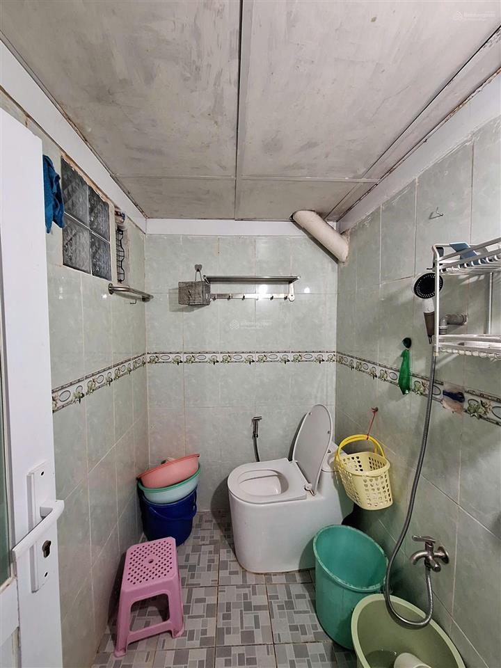 Chính chủ gửi bán căn hộ chung cư lầu 1 thang bộ lý thường kiệt p7q11 dt 40 m², 1 phòng ngủ