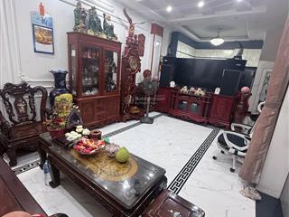 Siêu phẩm hot hit khu vực long biên, chủ nhà thiện trí