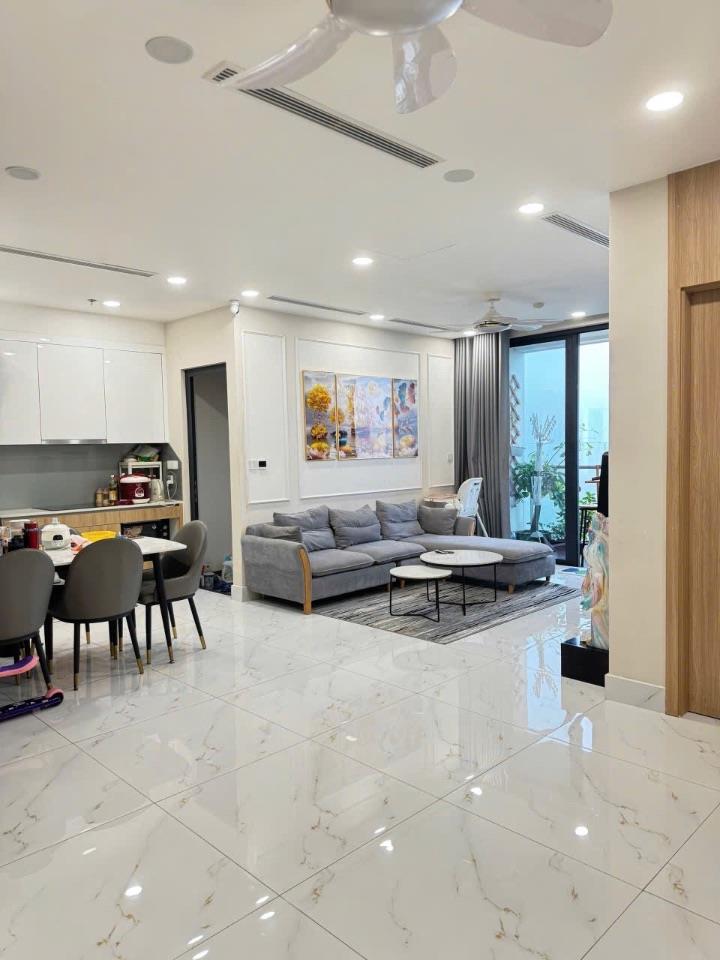 Căn 2ngủ 2vs view hồ dự án The Zei