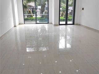Cần cho thuê shophouse bcons plaza giá thuê chỉ 10tr/tháng gần ql1k, làng đại học