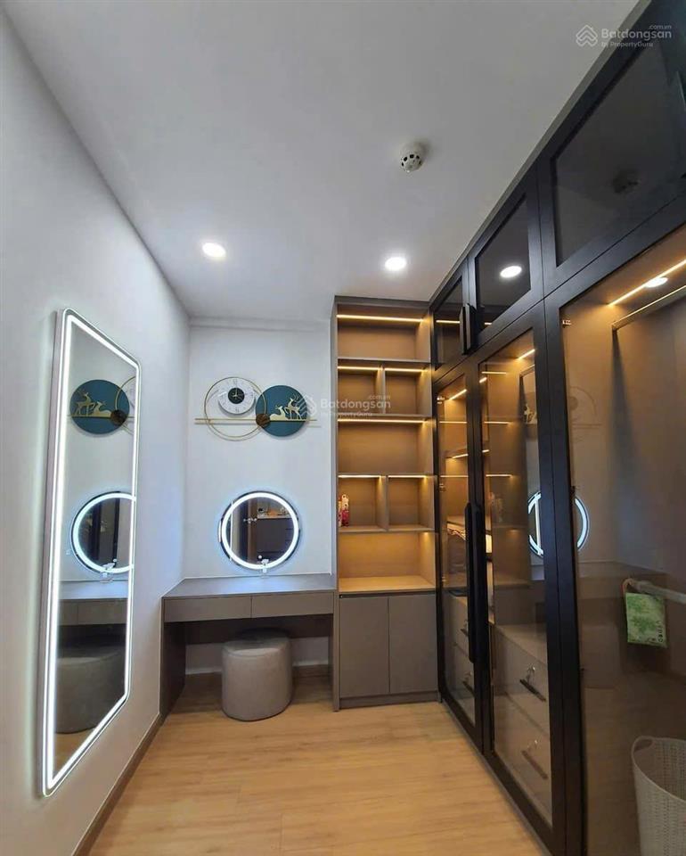 Bán căn hộ 2pn bcons greenview, full nội thất đẹp, giá 2.35 tỷ, tầng trung, sổ hồng sang tên liền
