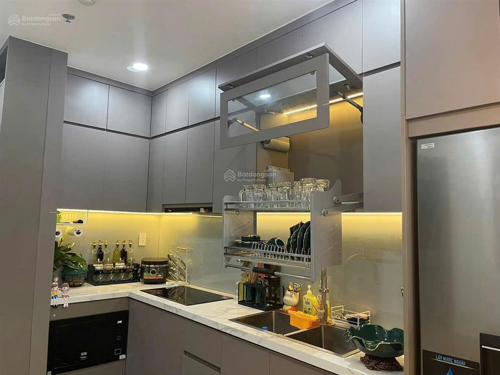 Bán căn hộ 2pn bcons greenview, full nội thất đẹp, giá 2.35 tỷ, tầng trung, sổ hồng sang tên liền