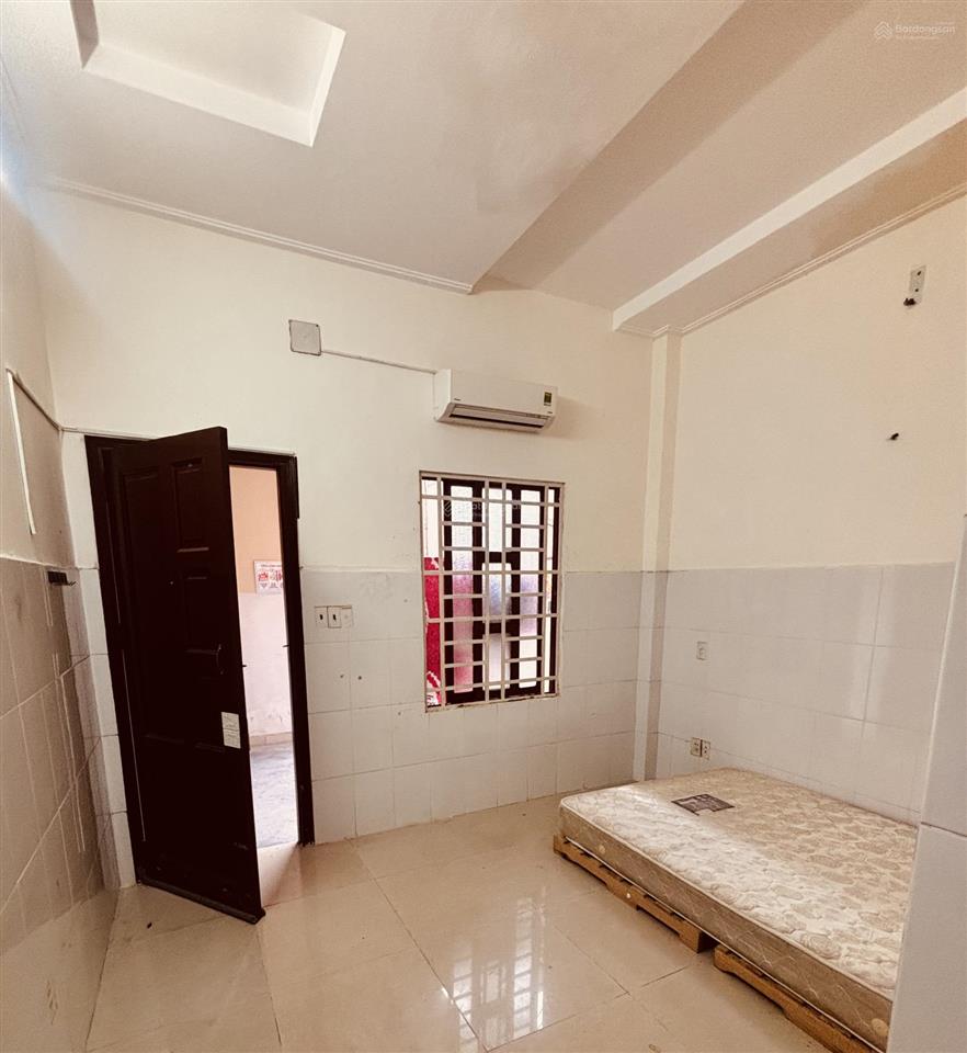 Cho thuê phòng trọ hóc môn. khoá vân tay 247