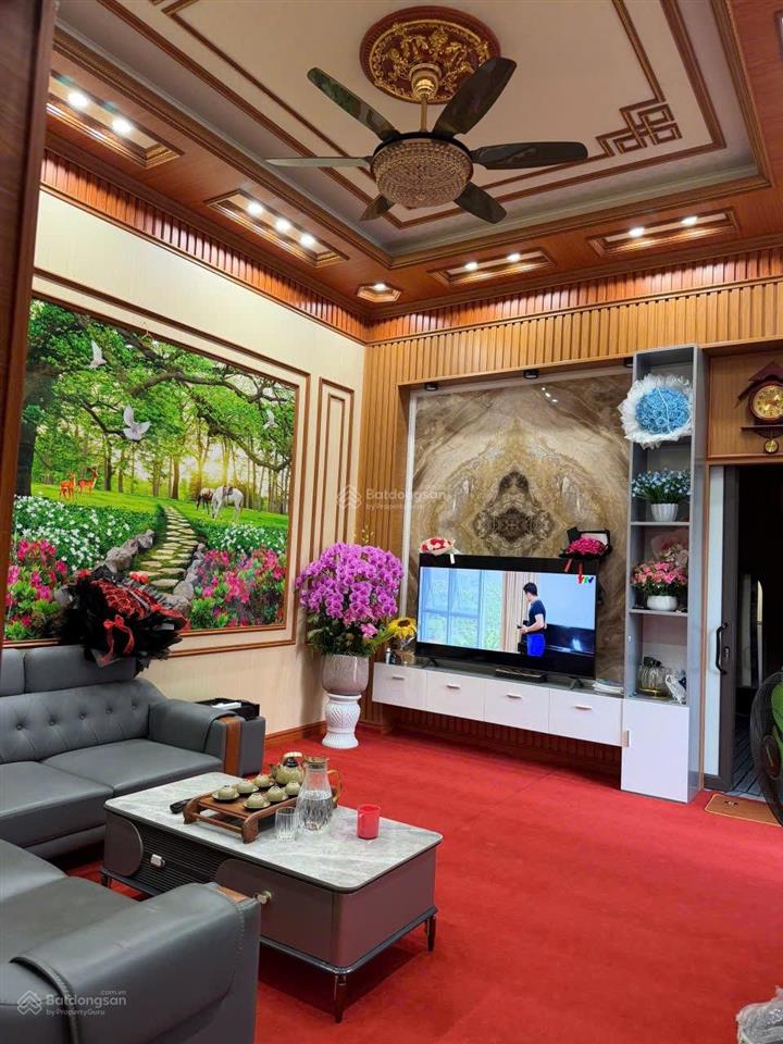 Bán nhà dân xây trung tâm thị trấn cao thượng tân yên dt 400m