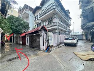 Bán nhà dân xây tt phố nguyễn văn cừ long biên hà nội dt 60m giá 11xty