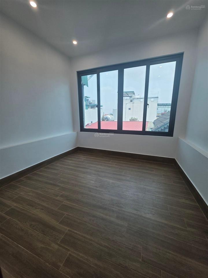 Bán nhà phường việt hưng long biên oto thông giá nhỉnh 7ty