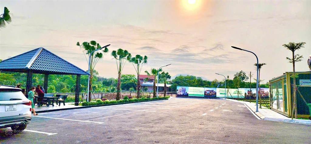 Bán đất nền khu hoà lạc  đh quốc gia 100m2 full thổ cư, mặt tiền 8m, đường trước 20m, giá 2.5 tỷ
