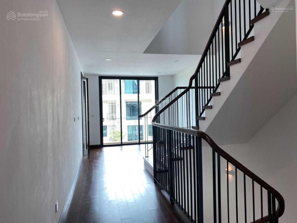 Bán biệt thự the mansions, 154m2, nhà có thang máy, vị trí đẹp, giá nhỉnh 50 tỷ.  0931 686 ***
