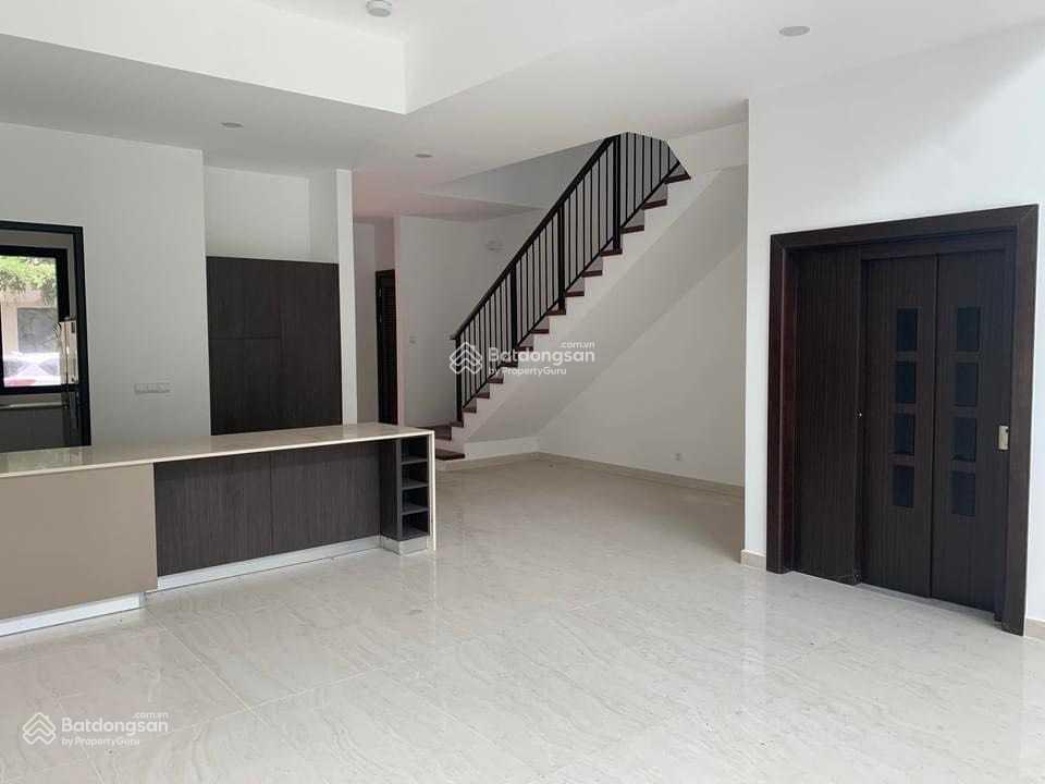 Bán biệt thự the mansions, 154m2, nhà có thang máy, vị trí đẹp, giá nhỉnh 50 tỷ.  0931 686 ***