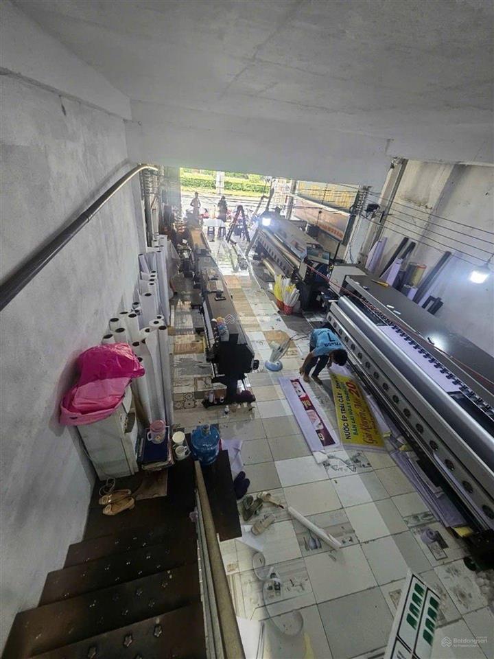 Mặt tiền đường 30m phường tân sơn, gần sân bay, 6.2x26m, hơn 16 tỷ