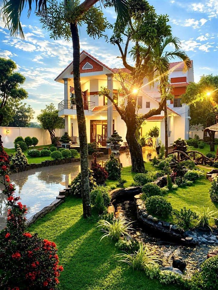 1528m2 thổ, 5x tỷ, biệt thự mặt tiền sát tô ký, thị trấn hóc môn, ngang gần 30m