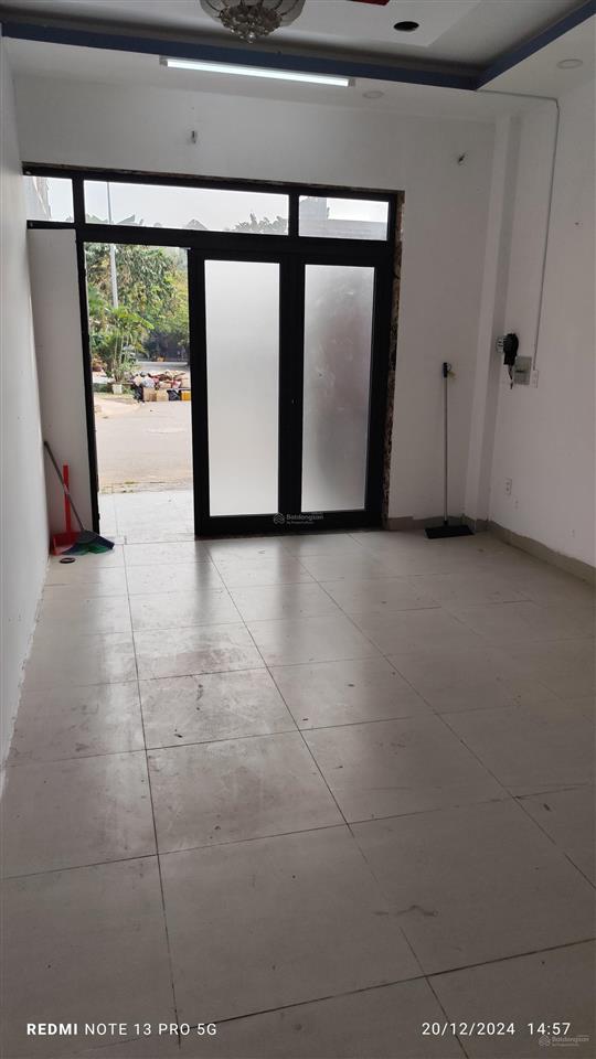 Cho thuê cửa hàng, ki ốt, văn phòng tại 92b19 khu dân cư savimex, giá tốt chỉ với 6 triệu, 30m2