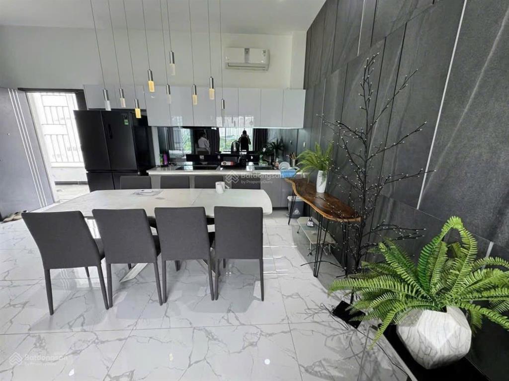 Cho thuê 3pn tại thủ thiêm chỉ 32tr