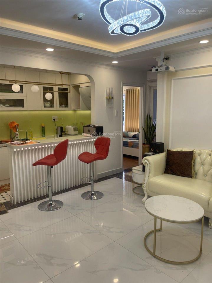 Tôi cần bán căn hộ chung cư bàu cát 3pn 2wc do dời đi q3